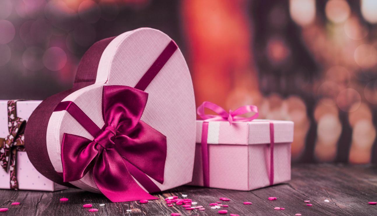 The Perfect Valentine's Day Gift Box Ideas - VUE magazine